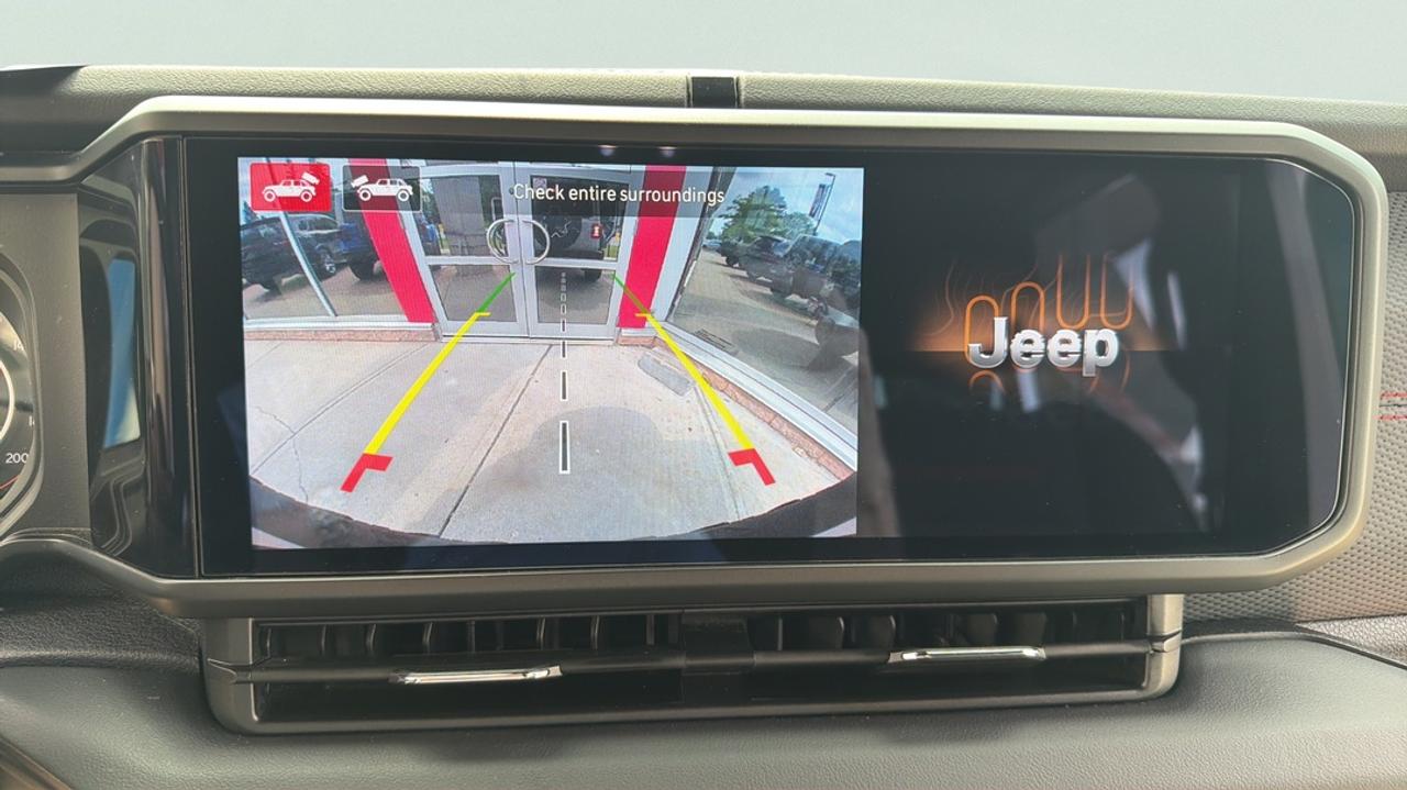2024 Jeep Wrangler : Nav, Apple Car Play, Blind Spot, Htd Seats Photo