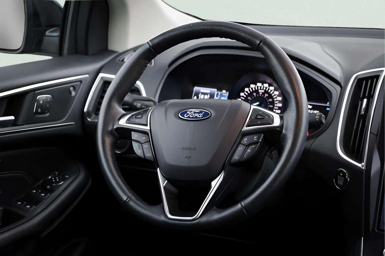 2024 Ford Edge : Apple Car Play, Htd Seats, R.Cam Photo