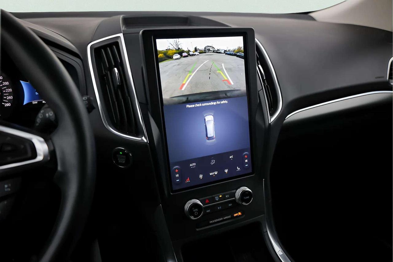 2024 Ford Edge : Apple Car Play, Htd Seats, R.Cam Photo