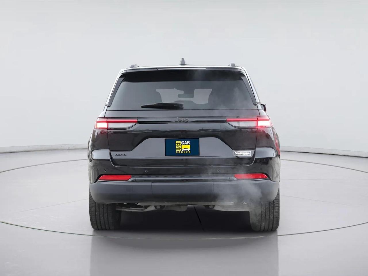 2025 Jeep Grand Cherokee Altitude Photo