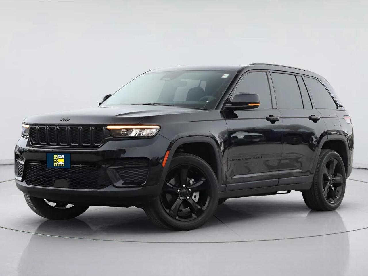 2025 Jeep Grand Cherokee Altitude Photo0
