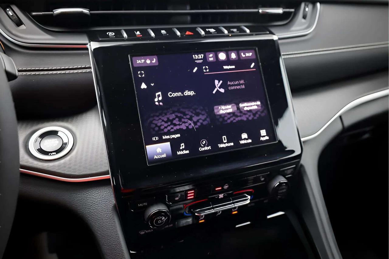 2025 Jeep Grand Cherokee Altitude Photo