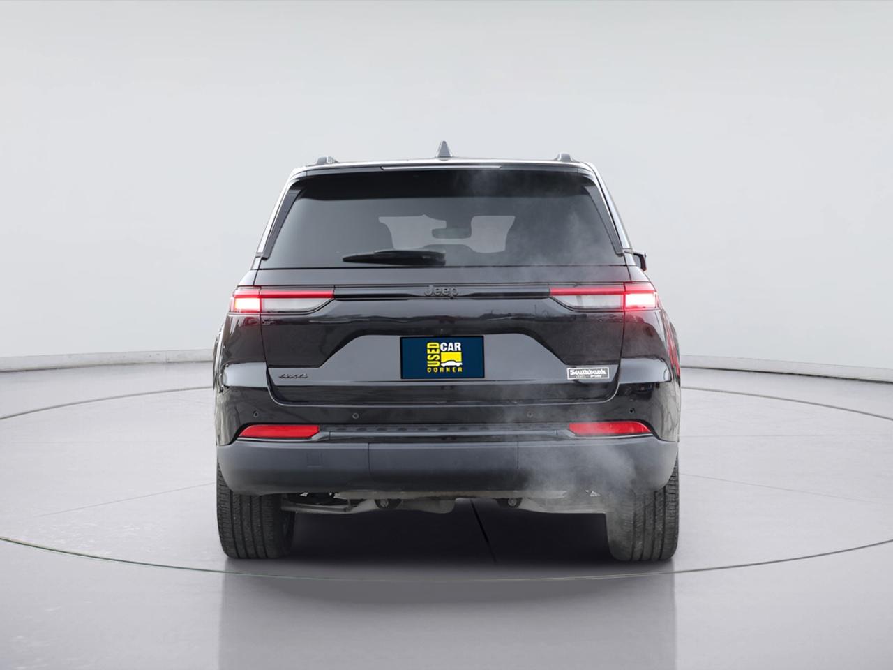 2025 Jeep Grand Cherokee Altitude - Trailer Tow - Sunroof - Blind Spot Photo
