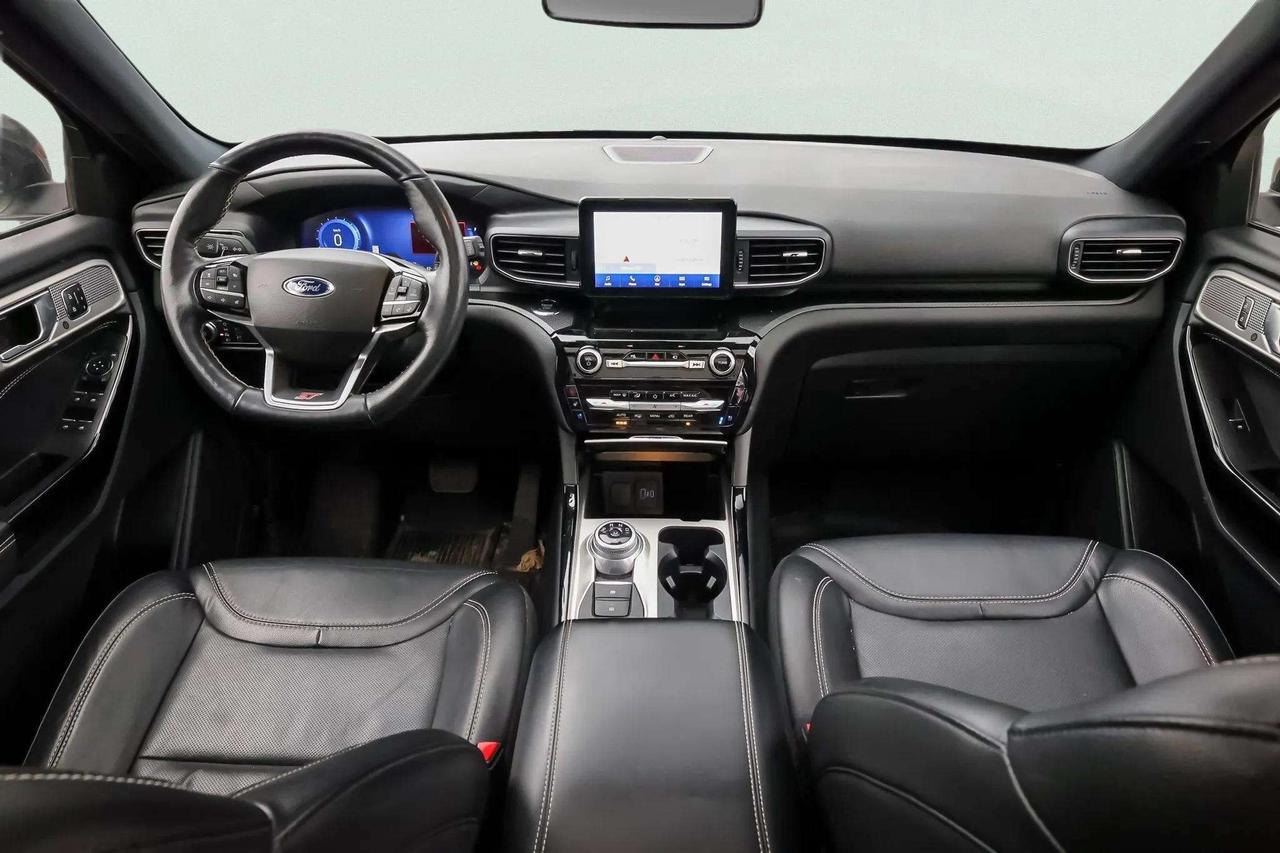 2022 Ford Explorer ST 3.0L ECOBOOST V6 4WD Photo