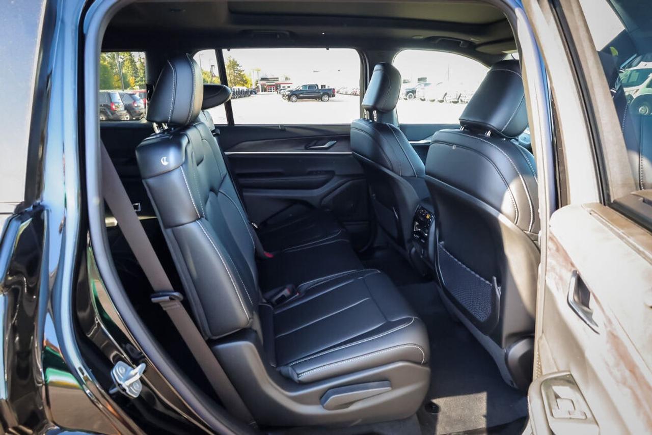 2025 Jeep Grand Cherokee L Limited Photo