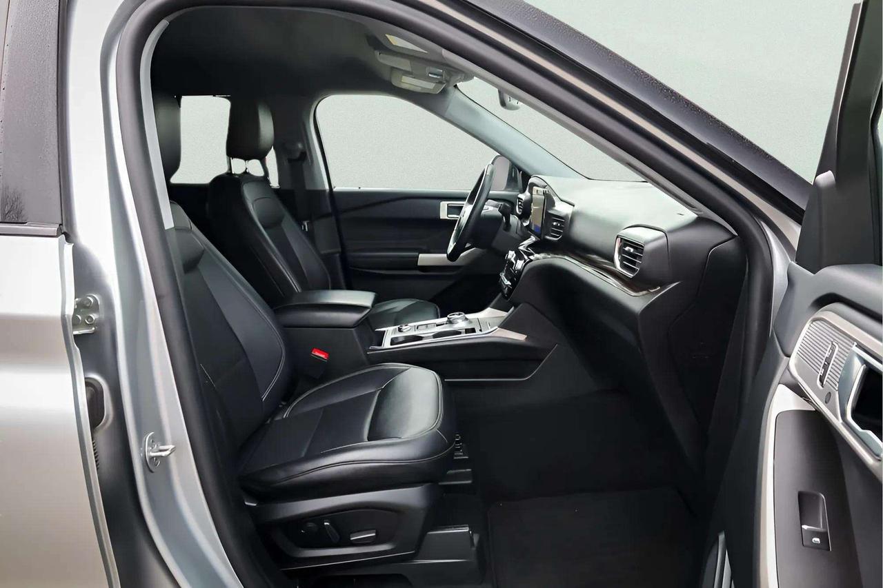 2024 Ford Explorer LIMITED 2.3L ECOBOOST 4WD Photo
