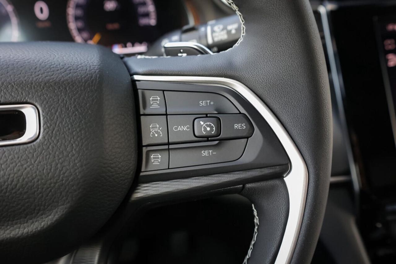 2025 Jeep Grand Cherokee Altitude Photo