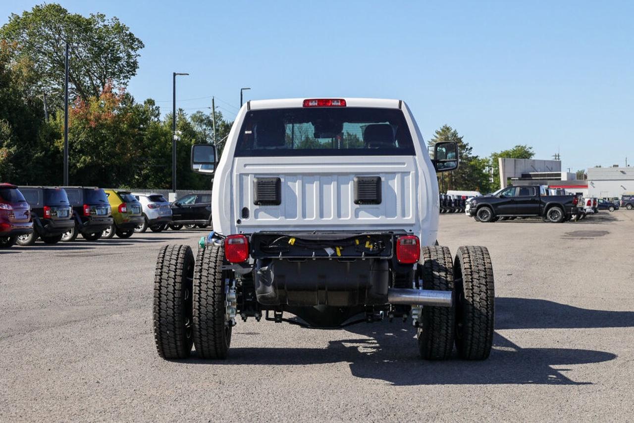 2025 RAM 4500 Tradesman Photo2