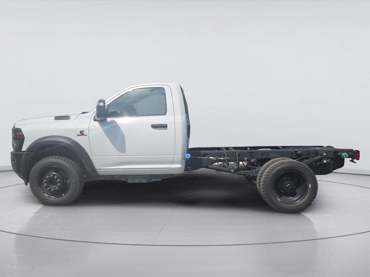 2025 RAM 4500 Tradesman Photo5