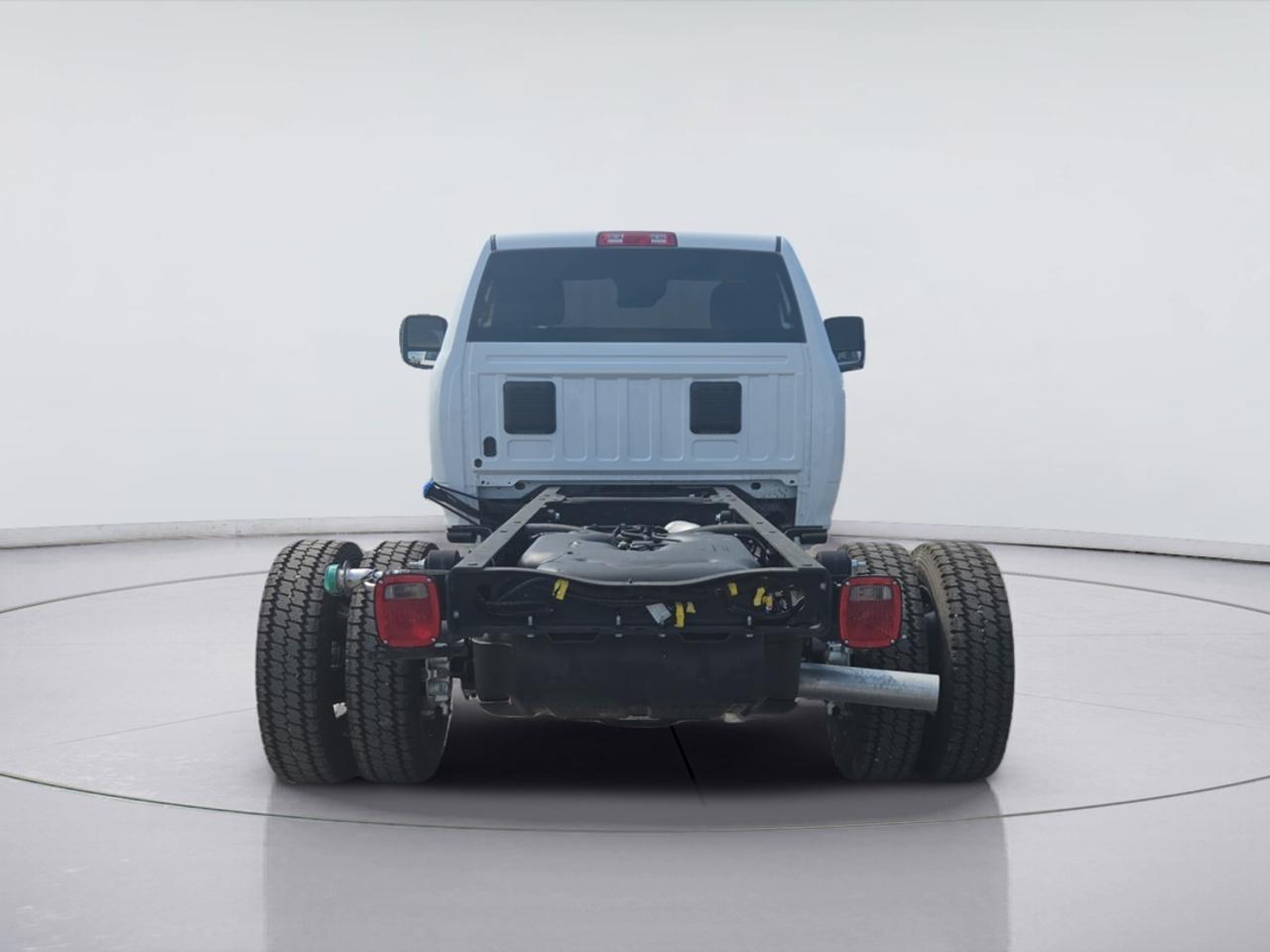 2025 RAM 4500 Tradesman Photo3