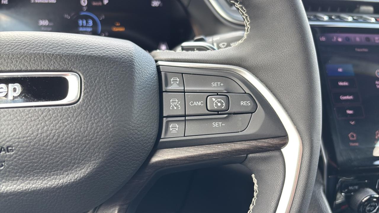 2025 Jeep Grand Cherokee Limited Photo
