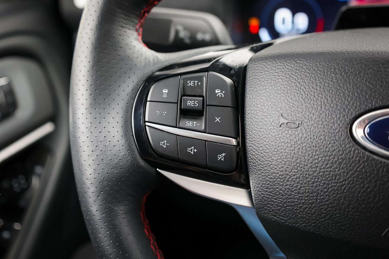 2025 Ford Explorer ST- LINE 2.3L 4WD Photo