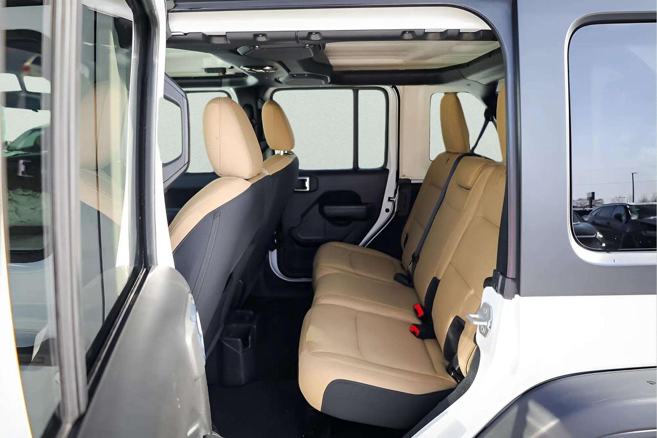 2022 Jeep Wrangler UNLIMITED SPORT Photo