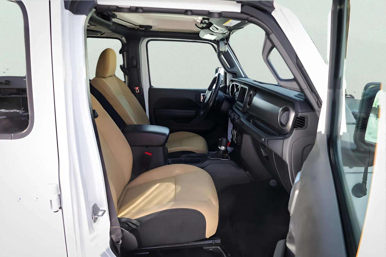 2022 Jeep Wrangler UNLIMITED SPORT Photo