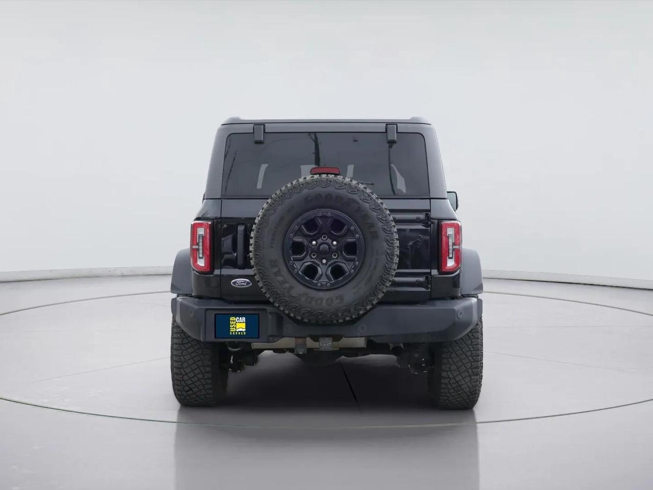2023 Ford Bronco WILDTRAK 4WD 2.7L V6 Photo2