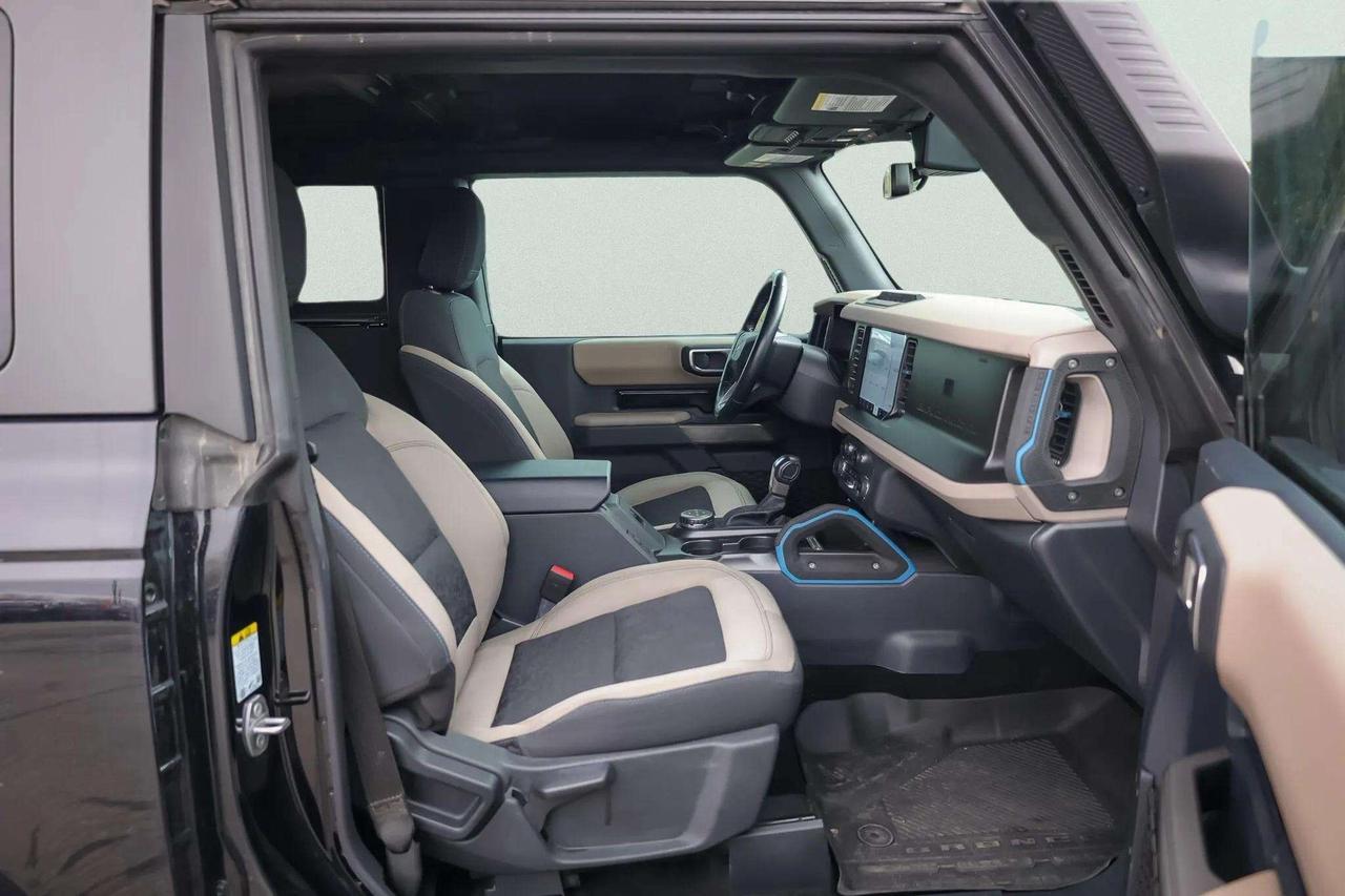 2023 Ford Bronco WILDTRAK 4WD 2.7L V6 Photo