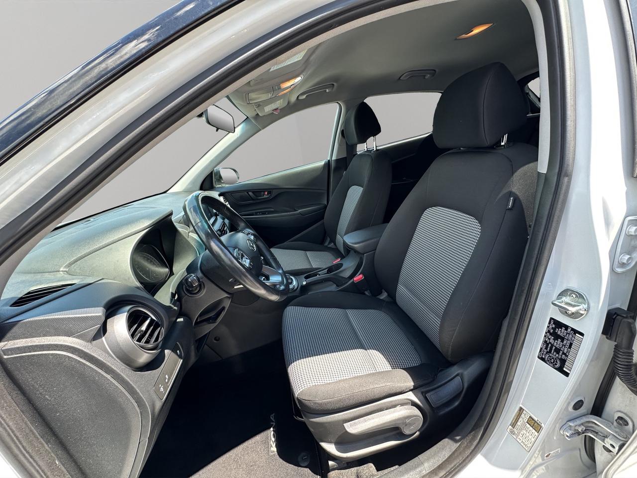 2020 Hyundai KONA Trend | Reverse Cam | Heated Seats Photo