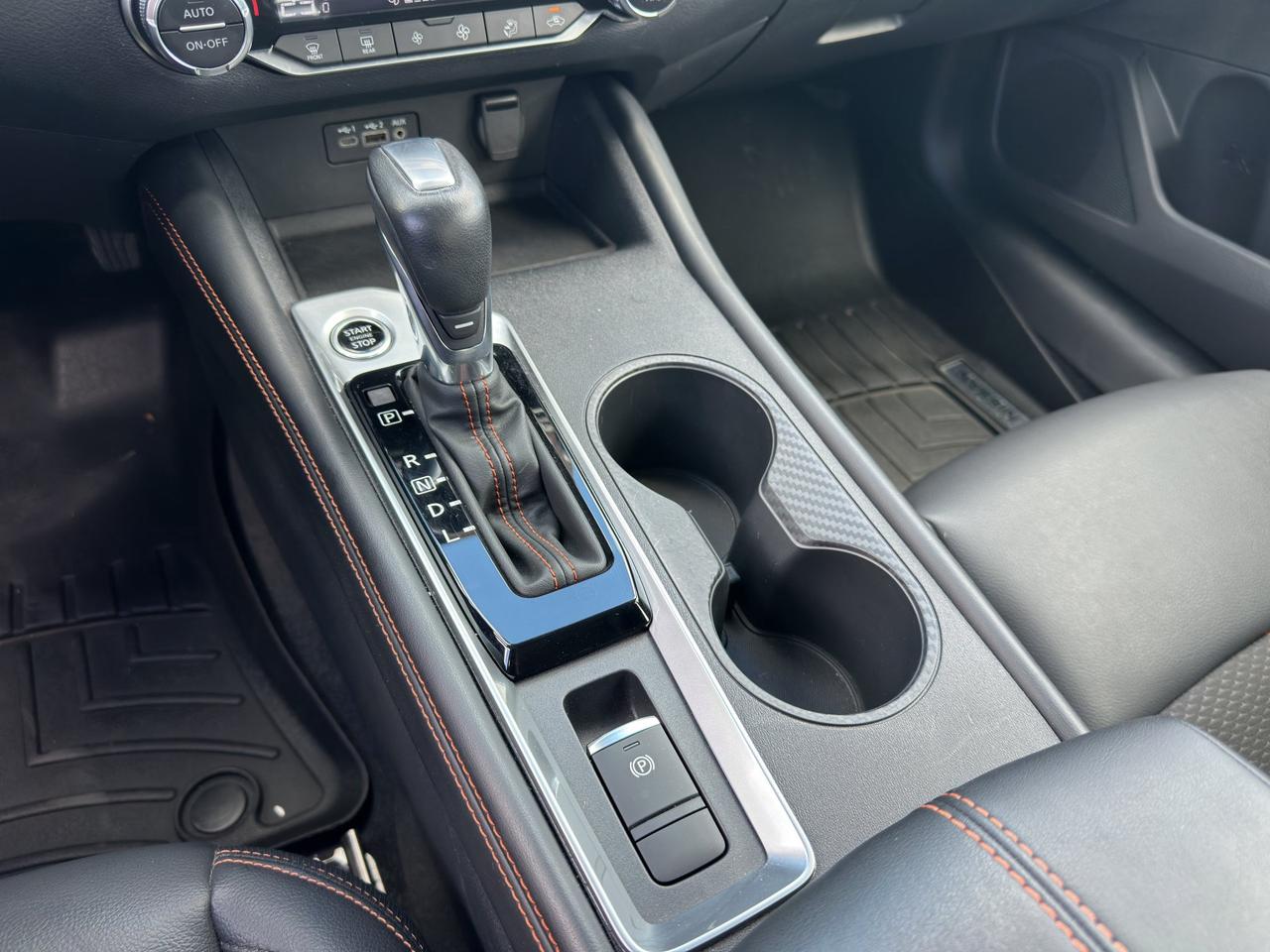 2022 Nissan Altima 2.5 SR Midnight Edition Photo