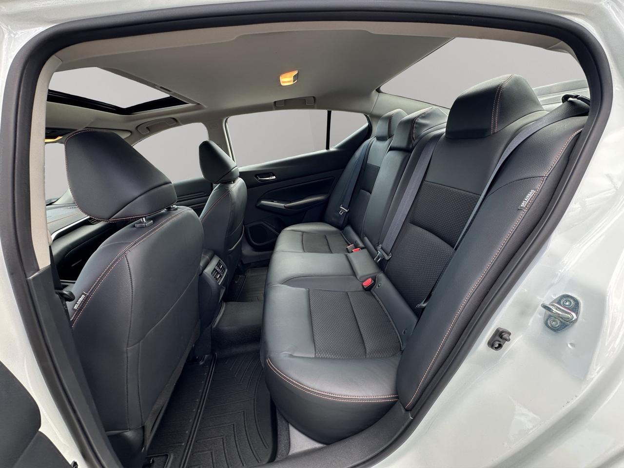 2022 Nissan Altima 2.5 SR Midnight Edition Photo