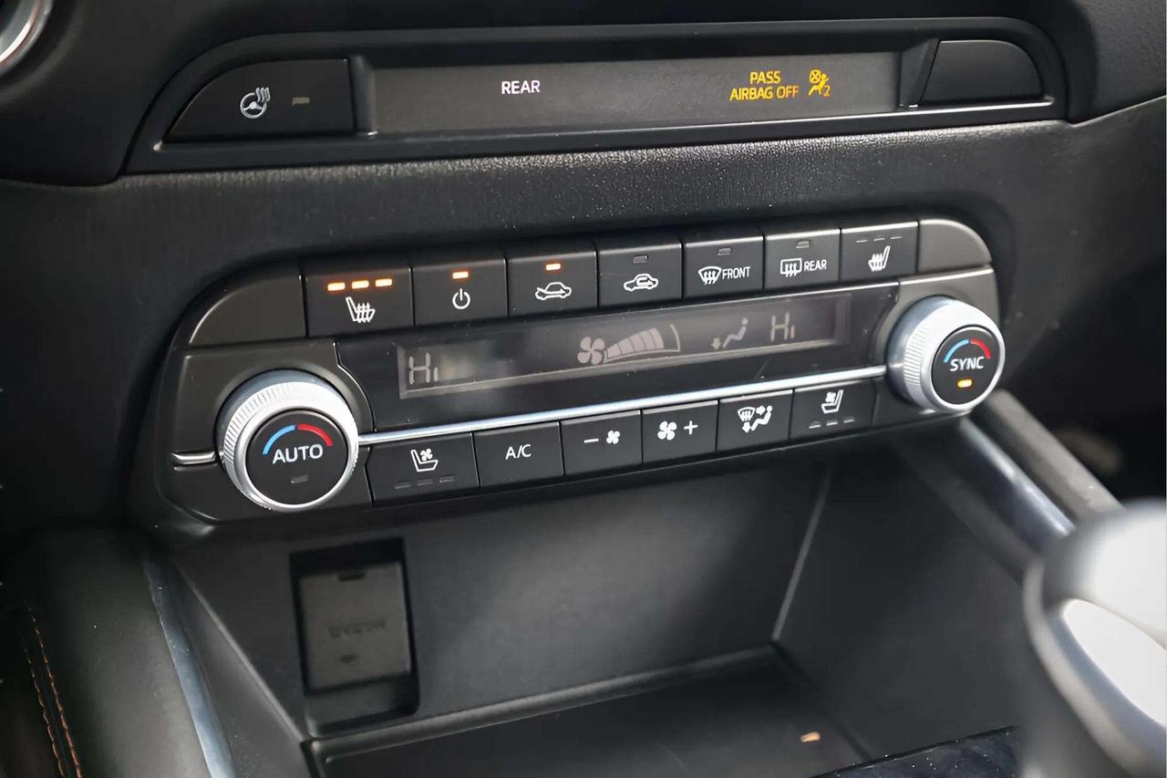 2020 Mazda CX-5 Signature AWD Photo