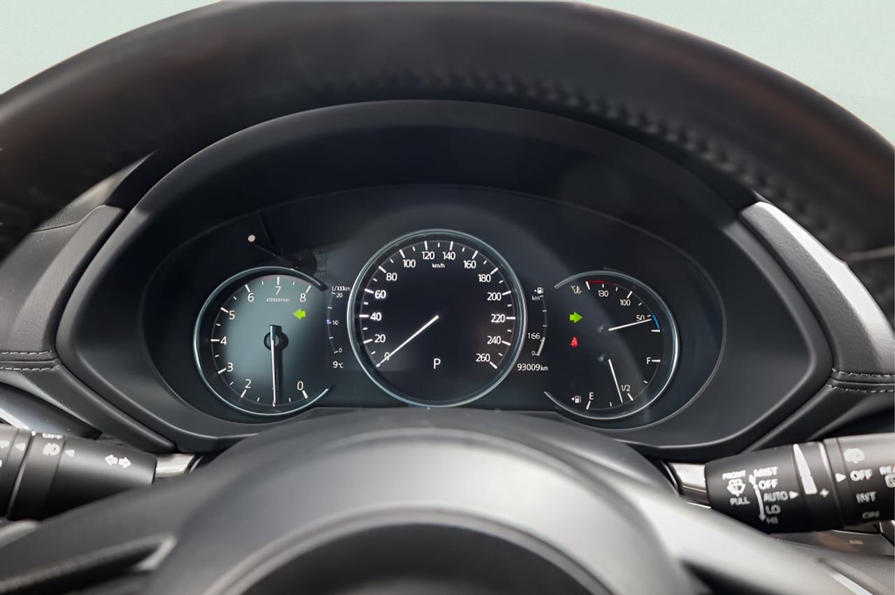 2020 Mazda CX-5 Signature AWD Photo