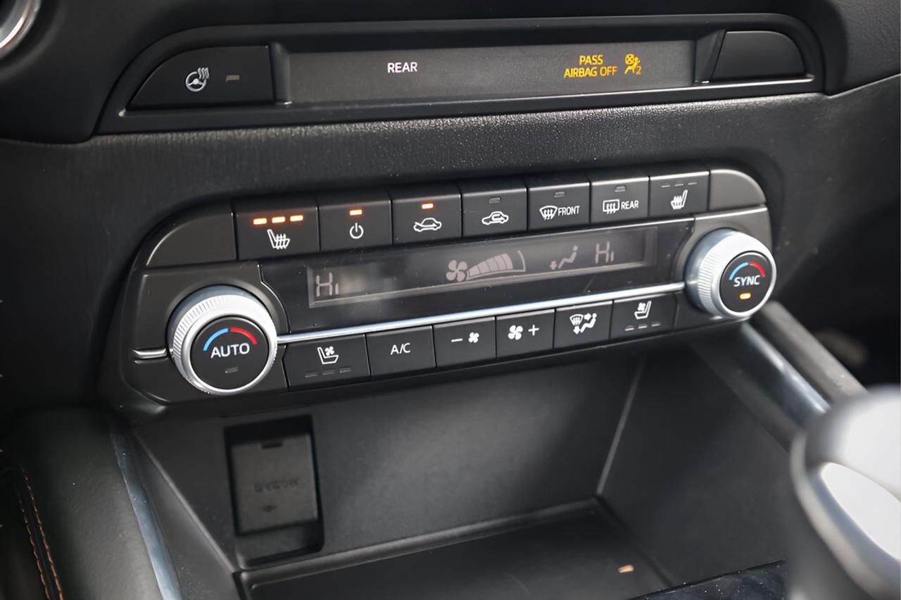 2020 Mazda CX-5 Signature AWD Photo