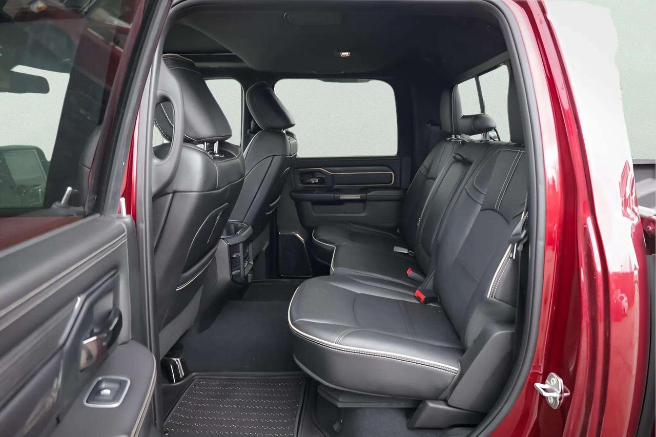 2023 RAM 3500 LIMITED 4WD DIESEL Photo