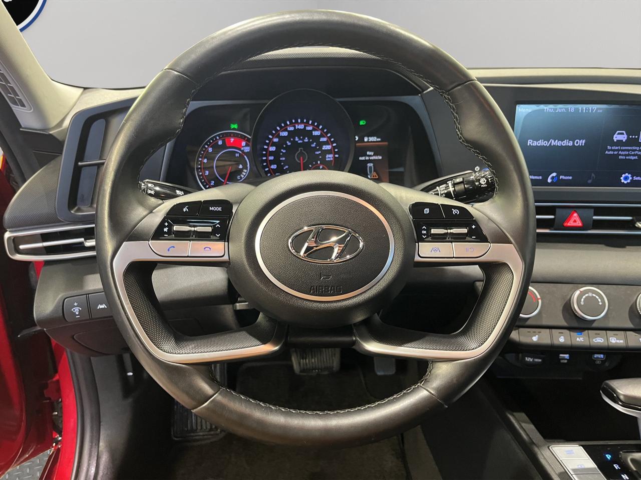 2021 Hyundai Elantra Preferred | Reverse Cam | Heated Seats Photo