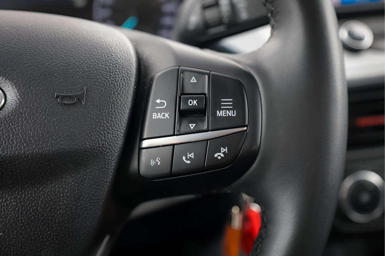 2023 Ford Maverick XLT Crew Cab Photo