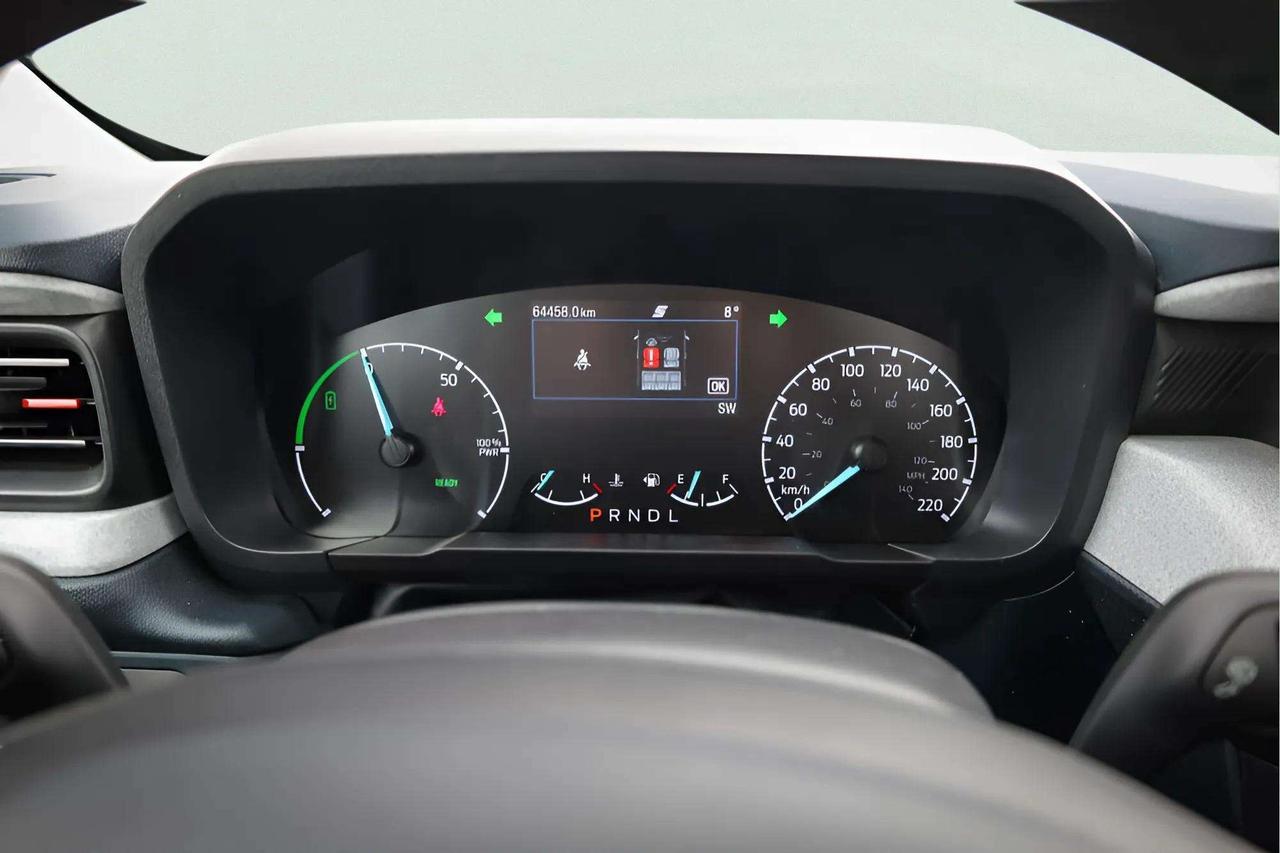 2023 Ford Maverick XLT Crew Cab Photo