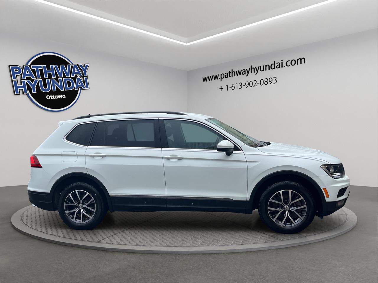 2021 Volkswagen Tiguan Comfortline | Reverse Cam | Heated Seats Photo2