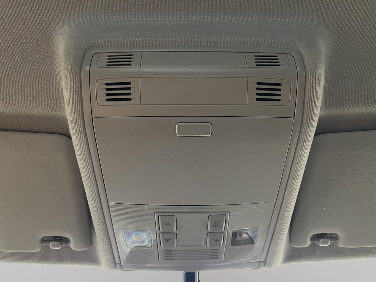 2021 Volkswagen Tiguan Comfortline | Reverse Cam | Heated Seats Photo