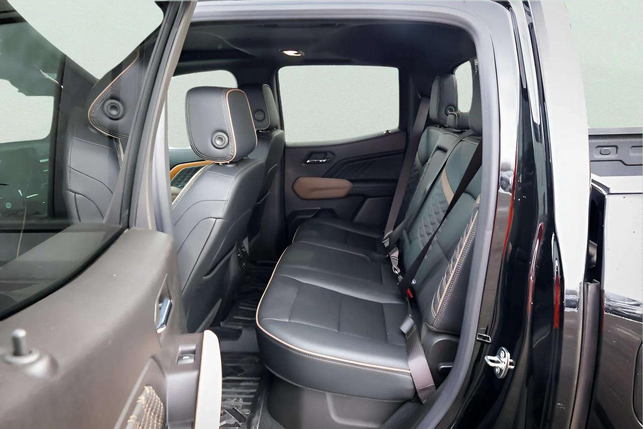 2023 GMC Canyon Denali 2.7L Turbo Photo