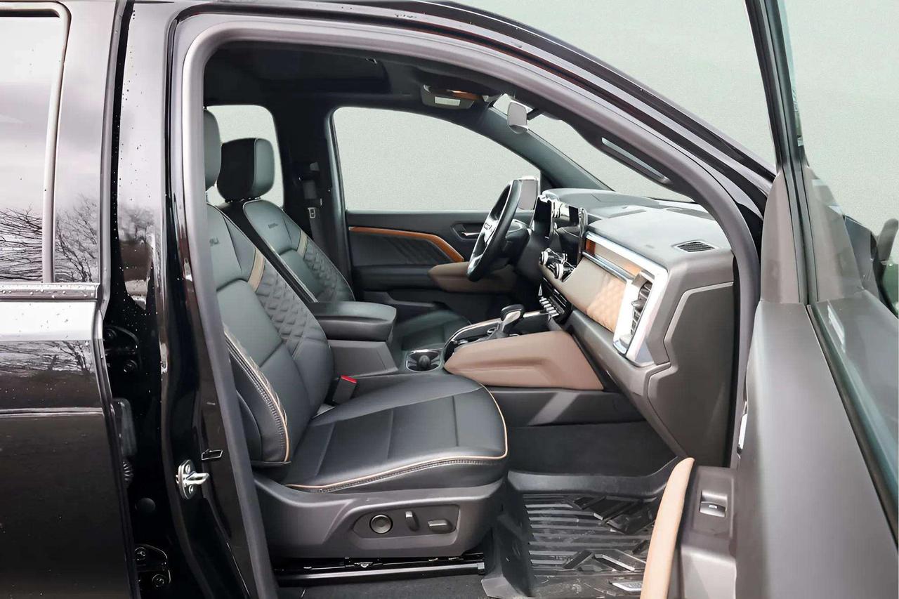 2023 GMC Canyon Denali 2.7L Turbo Photo