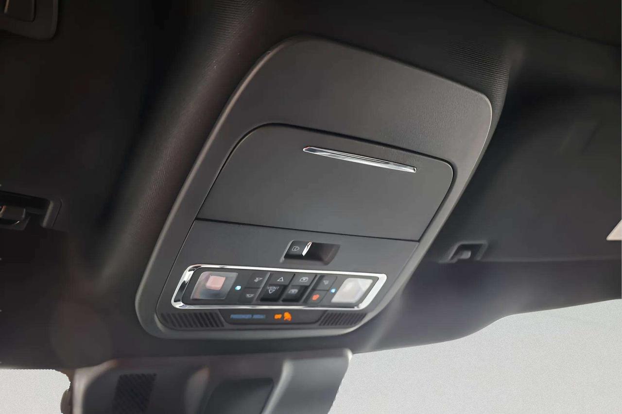 2022 Ford F-150 PLATINUM 3.5L HYBRID V6 Photo
