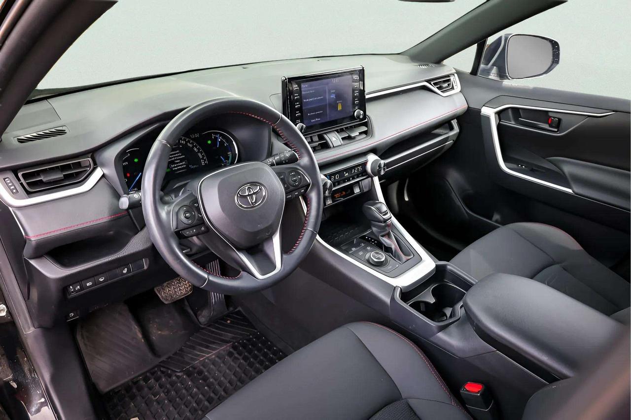 2021 Toyota RAV4 Prime : Leather, Apple Car Play, Htd Seats, Htd Wheel Photo