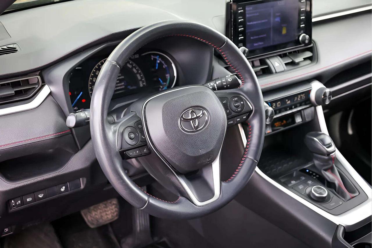 2021 Toyota RAV4 Prime : Leather, Apple Car Play, Htd Seats, Htd Wheel Photo