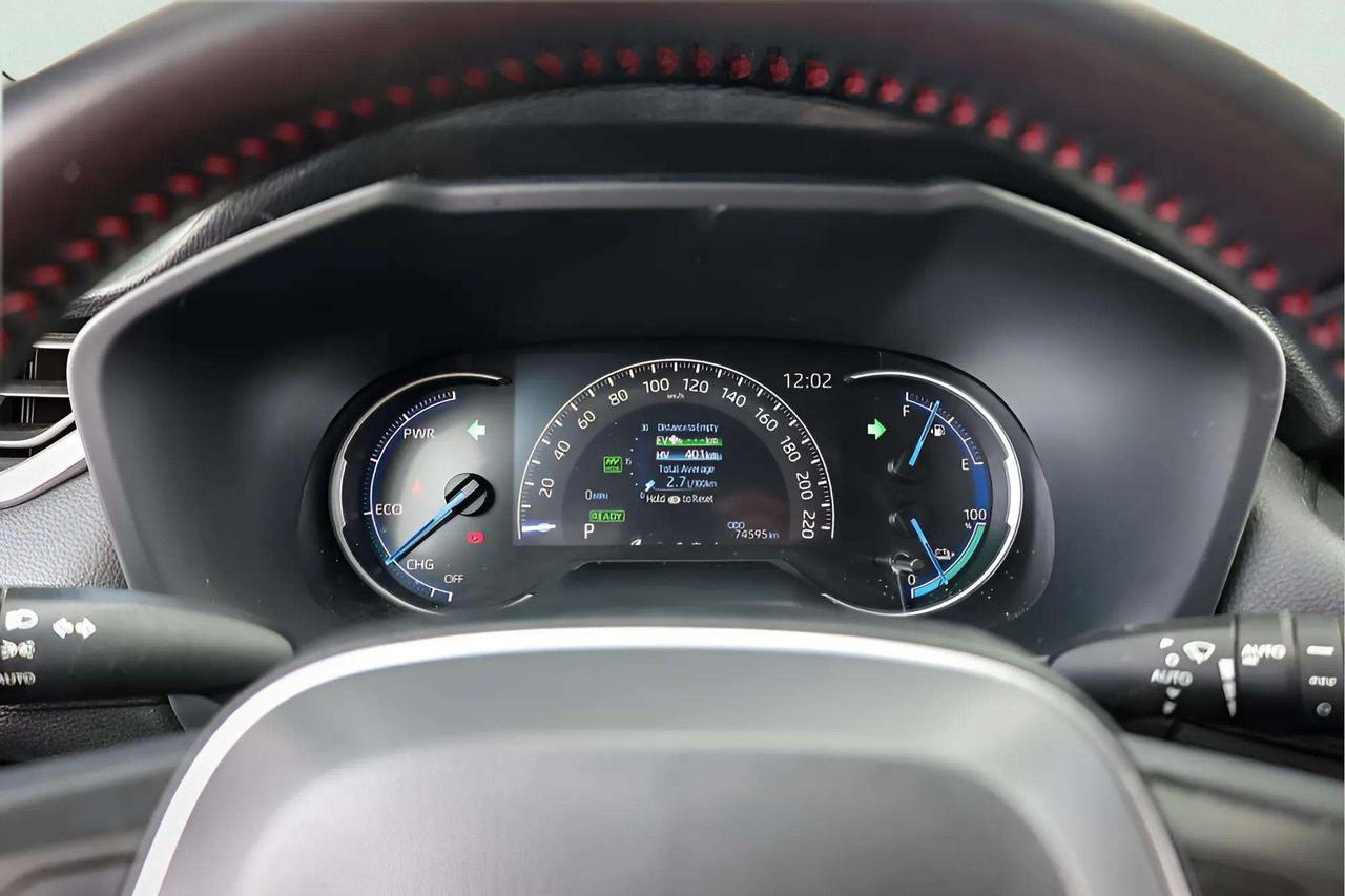 2021 Toyota RAV4 Prime : Leather, Apple Car Play, Htd Seats, Htd Wheel Photo