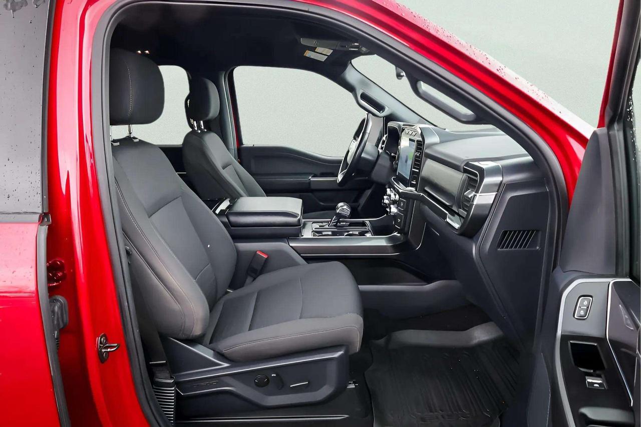 2022 Ford F-150 XLT 3.5L Photo