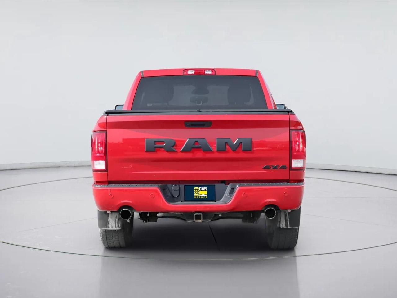 2022 RAM 1500 Classic : Night Edition, R.Cam, 8.4 Media Screen Photo