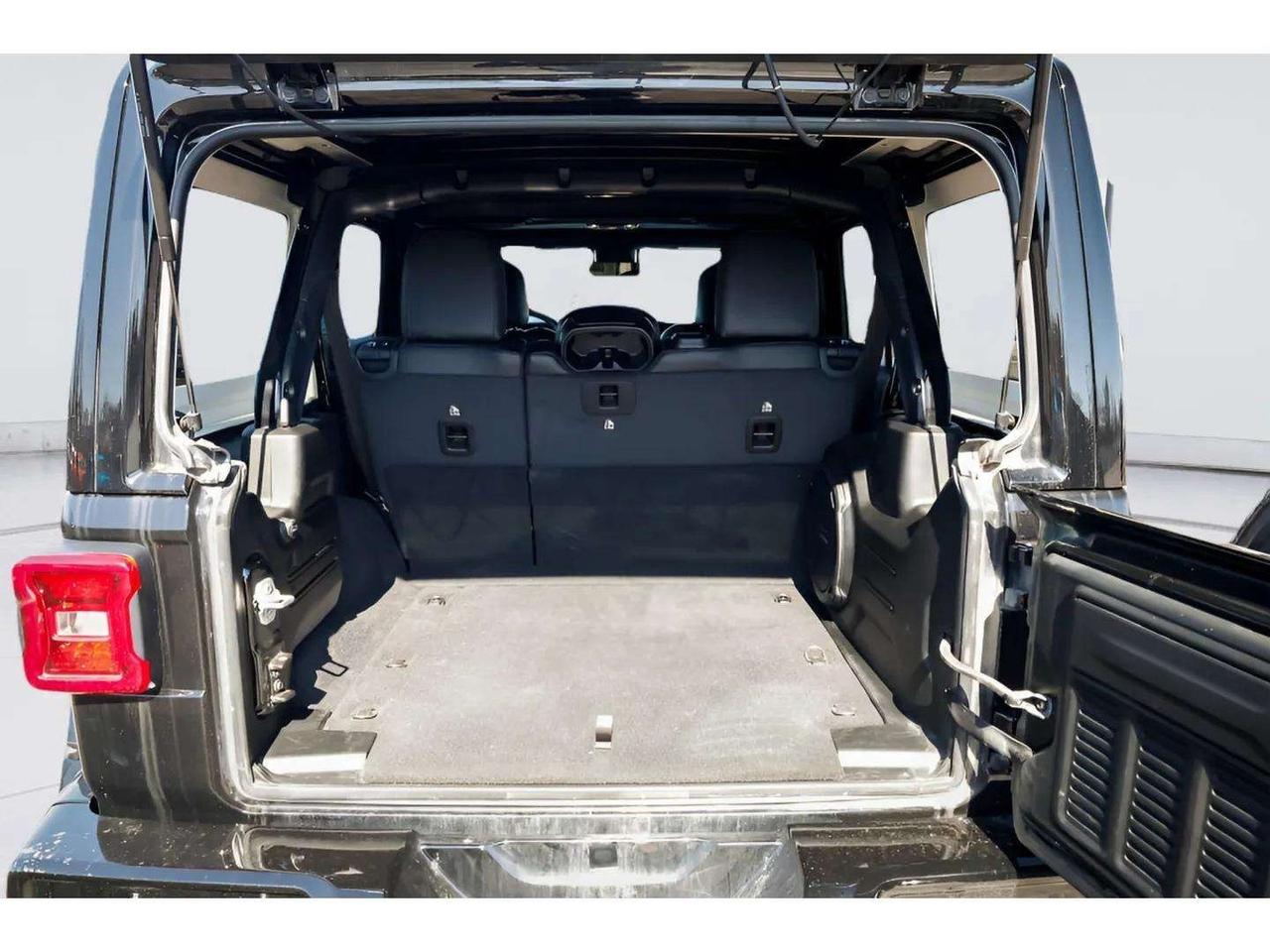 2023 Jeep Wrangler : Sky Top, Apple Car Play, Nav, Htd Seats, Htd Ste Photo