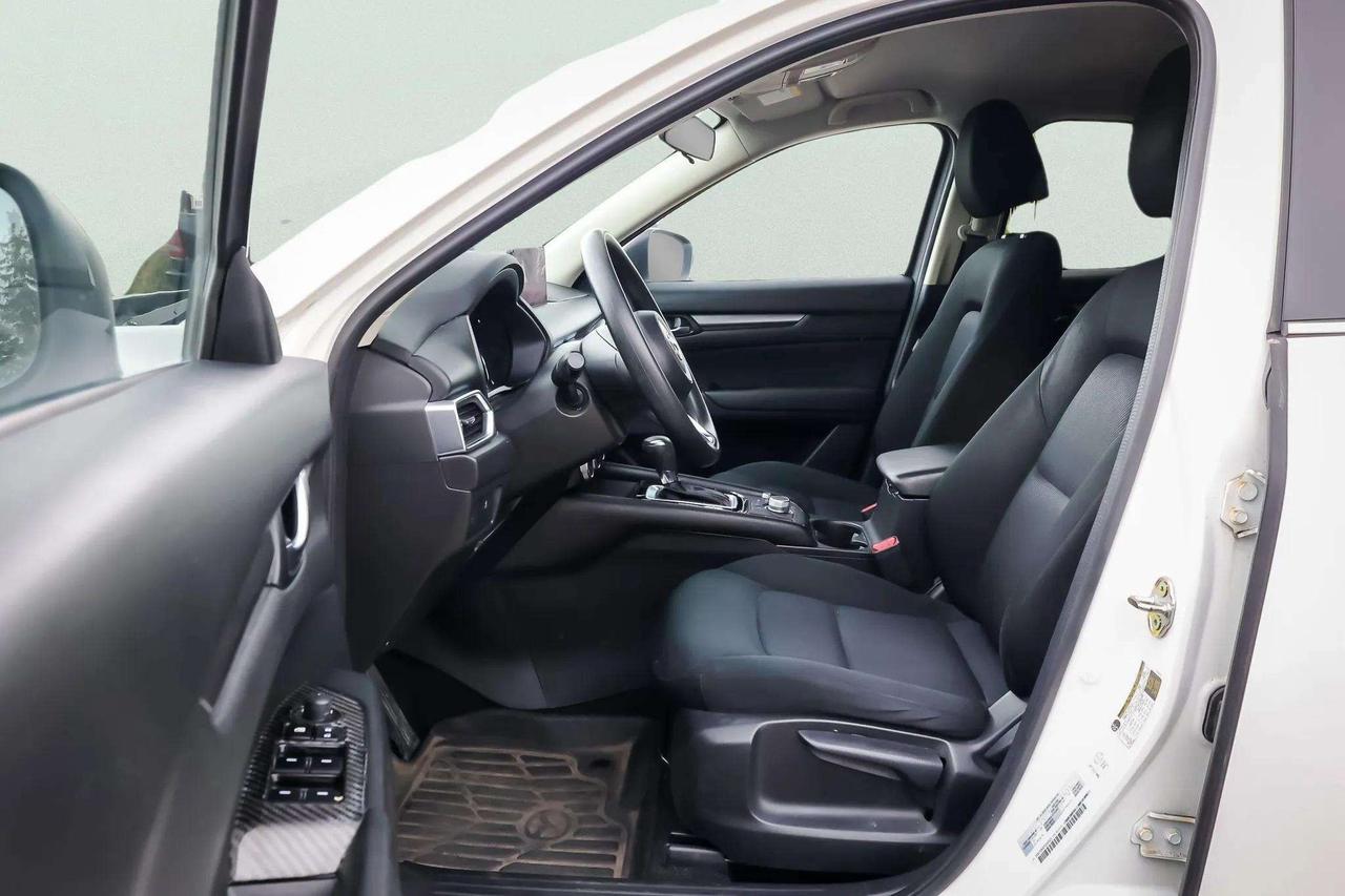 2023 Mazda CX-5 Htd Seats, Htd Wheel Photo