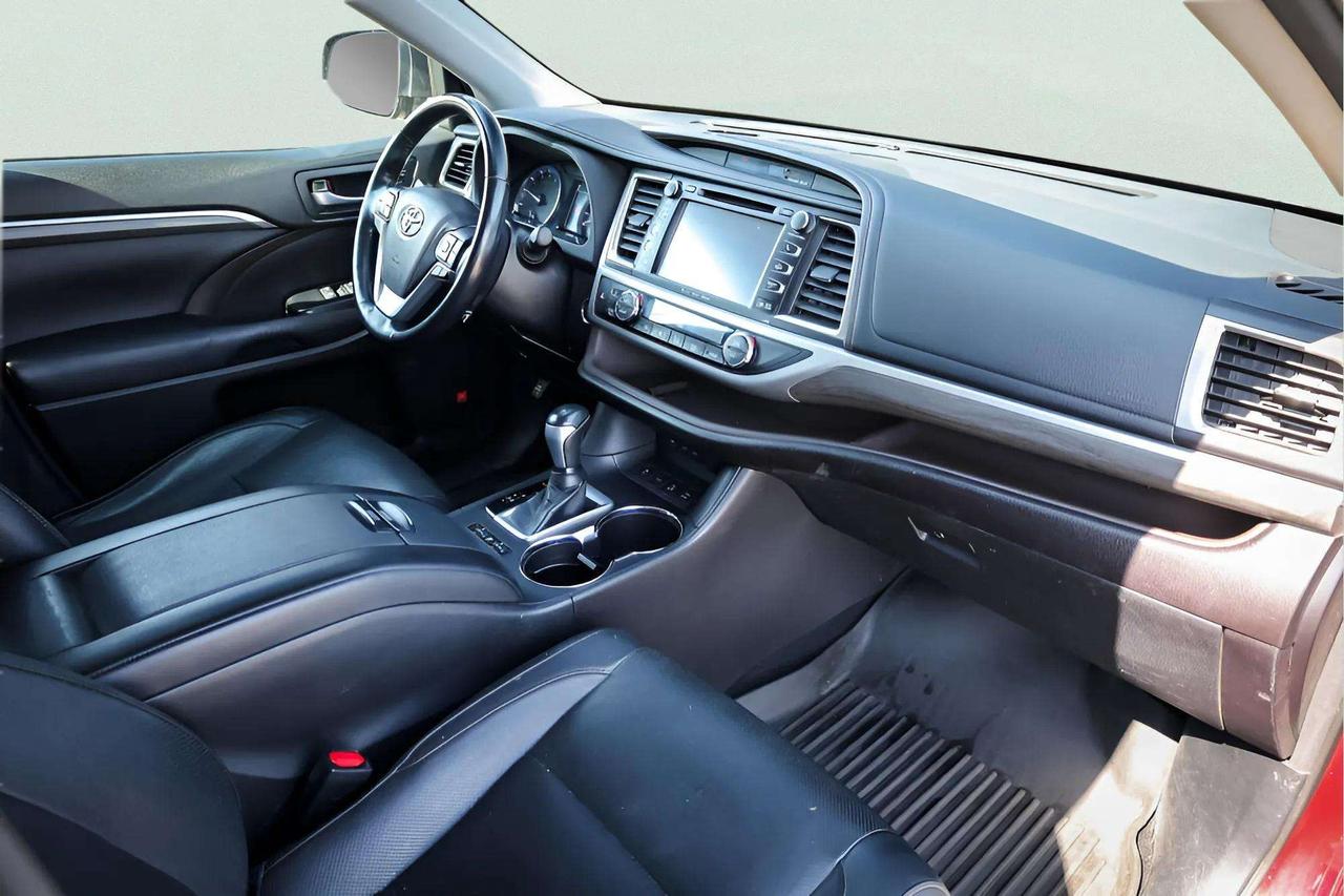 2018 Toyota Highlander : Leather, Navi, Htd Seats Photo
