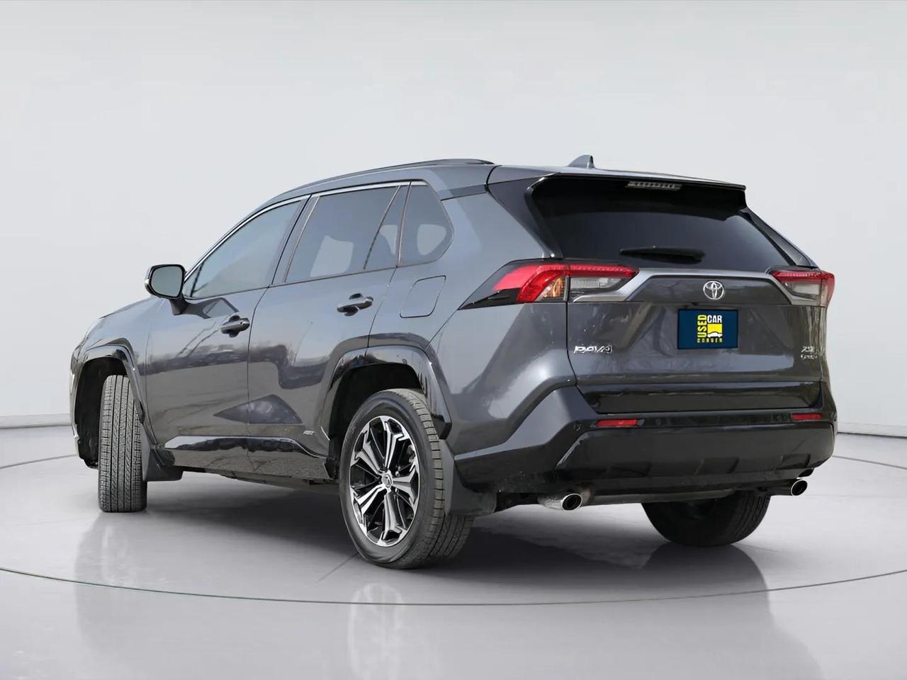 2025 Toyota RAV4 Plug-In Hybrid :Tech Pkg, Sunroof, Htd/Cool Seats Photo2