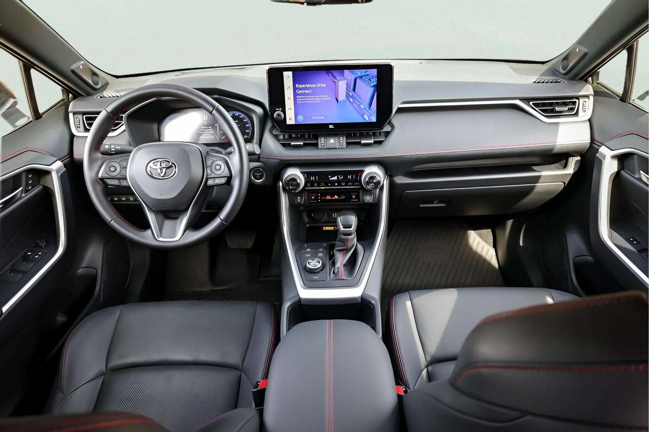 2025 Toyota RAV4 Plug-In Hybrid :Tech Pkg, Sunroof, Htd/Cool Seats Photo