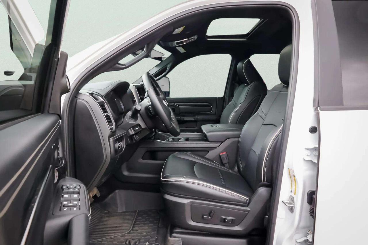 2026 RAM 2500 Leather, Navi, Htd Seats Photo