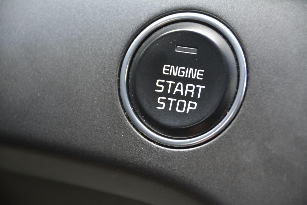 2020 Kia Sportage EX Photo