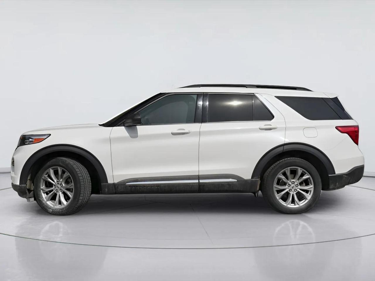 2020 Ford Explorer 7 Passenger, Htd Seats, Blind Spot Monitor Photo