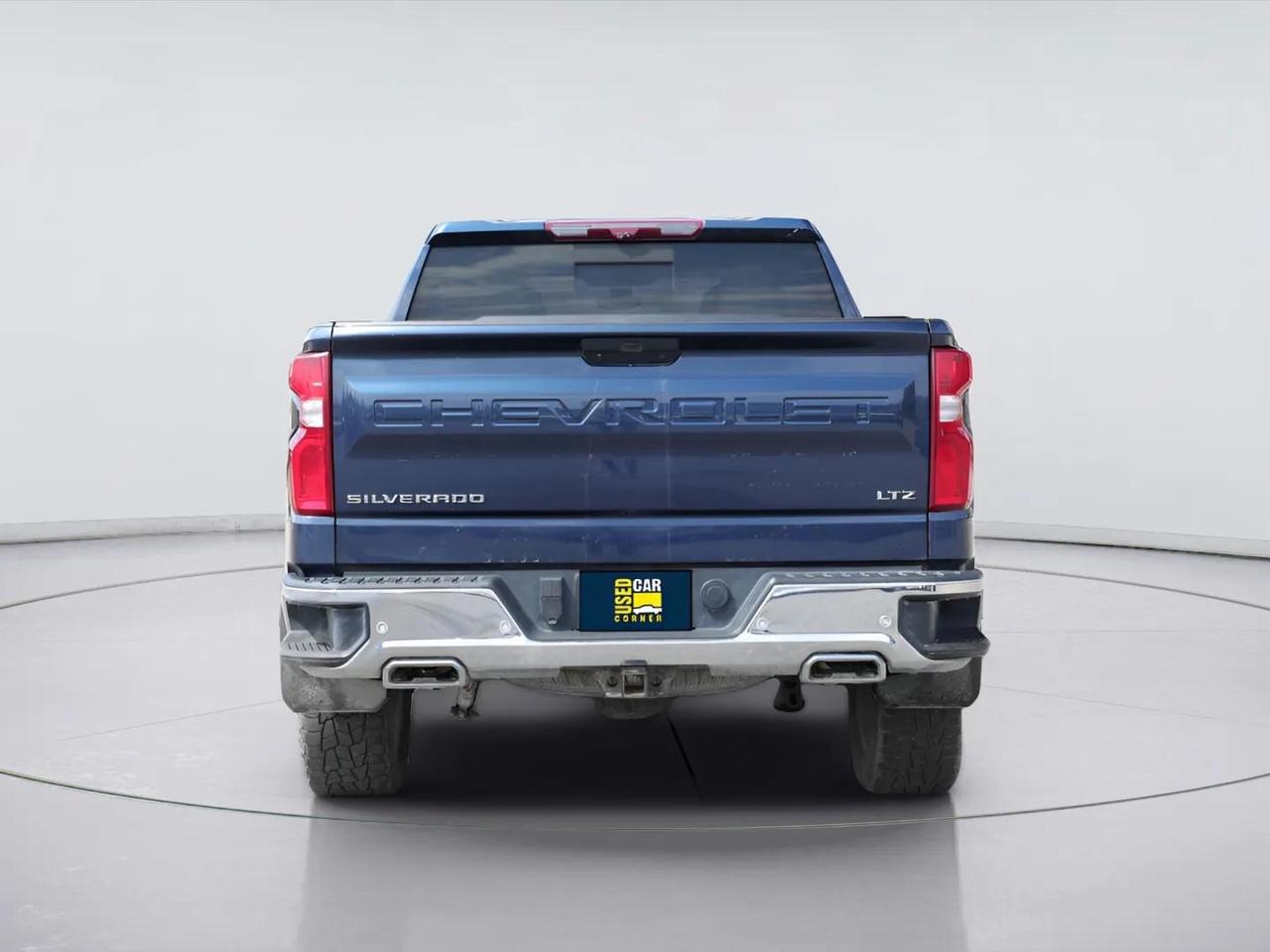 2021 Chevrolet Silverado 1500 Apple Car Play, Htd/Cool Seats Photo