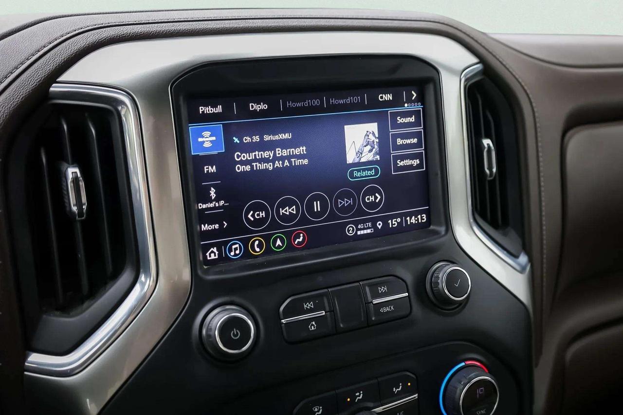 2021 Chevrolet Silverado 1500 Apple Car Play, Htd/Cool Seats Photo